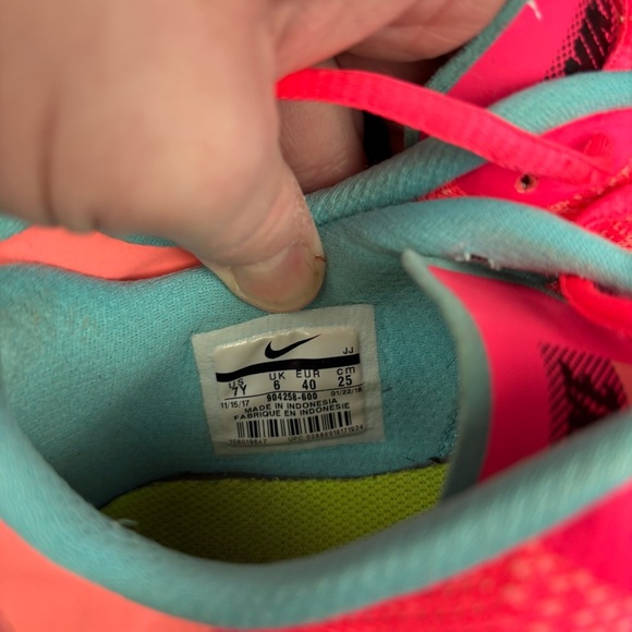 Nike Free RN 2017 (GS) Racer Pink/Black-Lava Glow Kids 7Y = Womens 8.5 - Picture 7 of 9